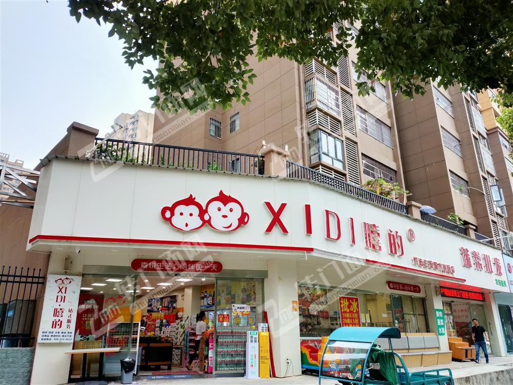 新区万象城商圈，小区门口第一家/四门面超市转让